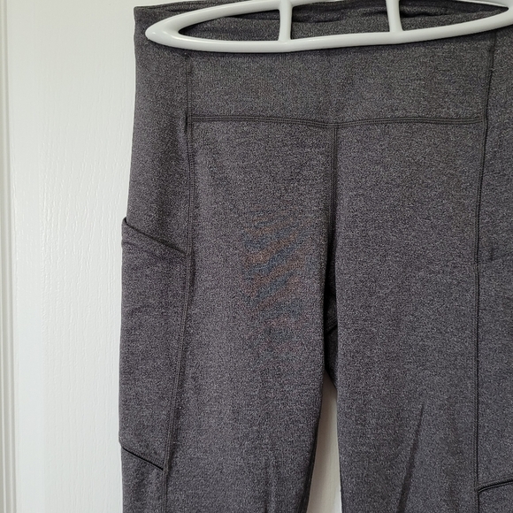Lululemon size 4 Speed Up Tight *28" heathered black - Picture 5 of 15